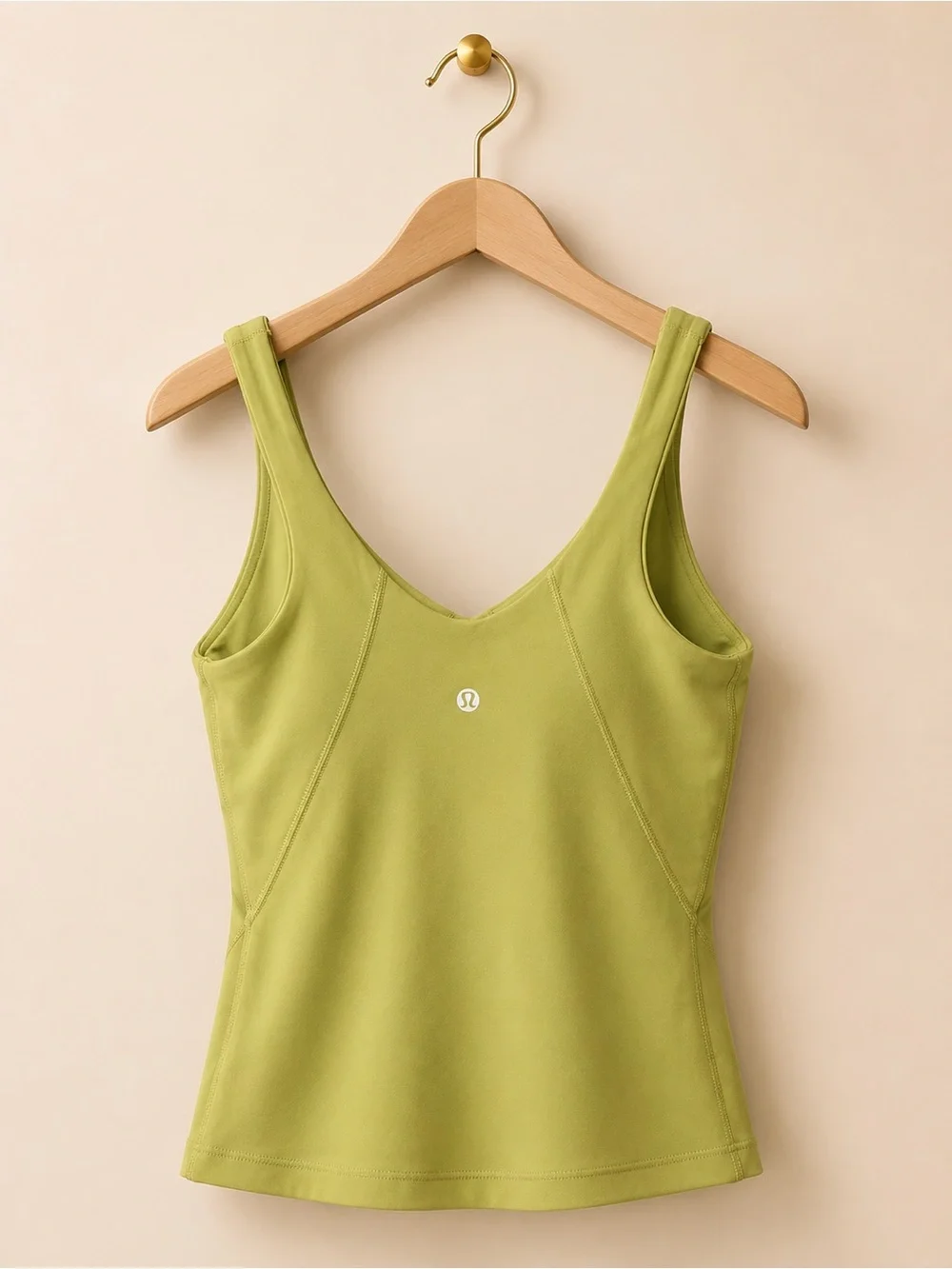 Lululemon sports bra,l/tank top gorgeous, great condition!🌸🌸✨✨✨